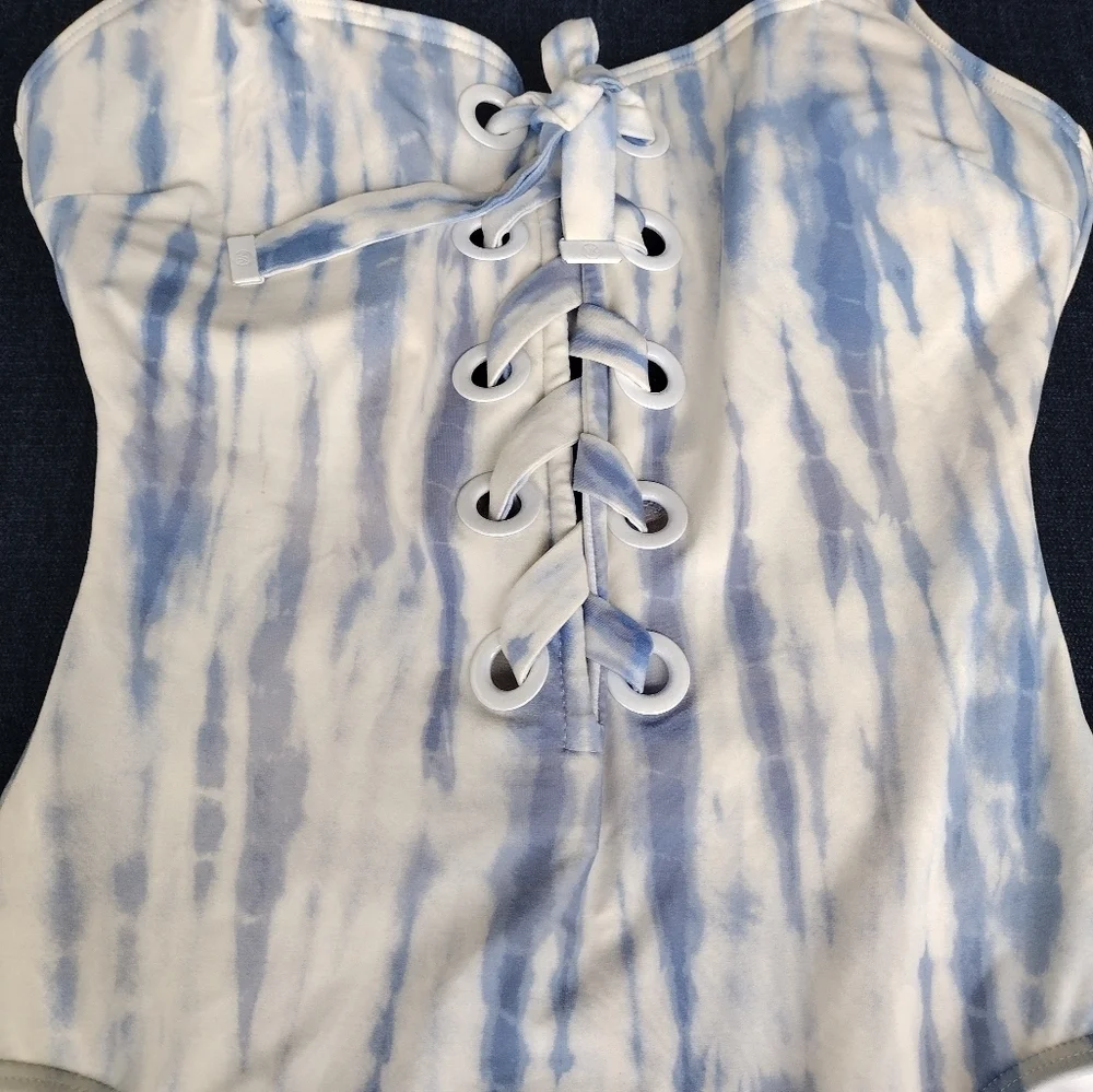 Michael Michael Kors 266916 Women's Tie-Dye Lace-Up One-Piece Swimsuit Size 8